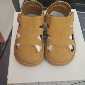 BRAND NEW! Little Tens Sandals. Size 6.5 Toddler, Brown